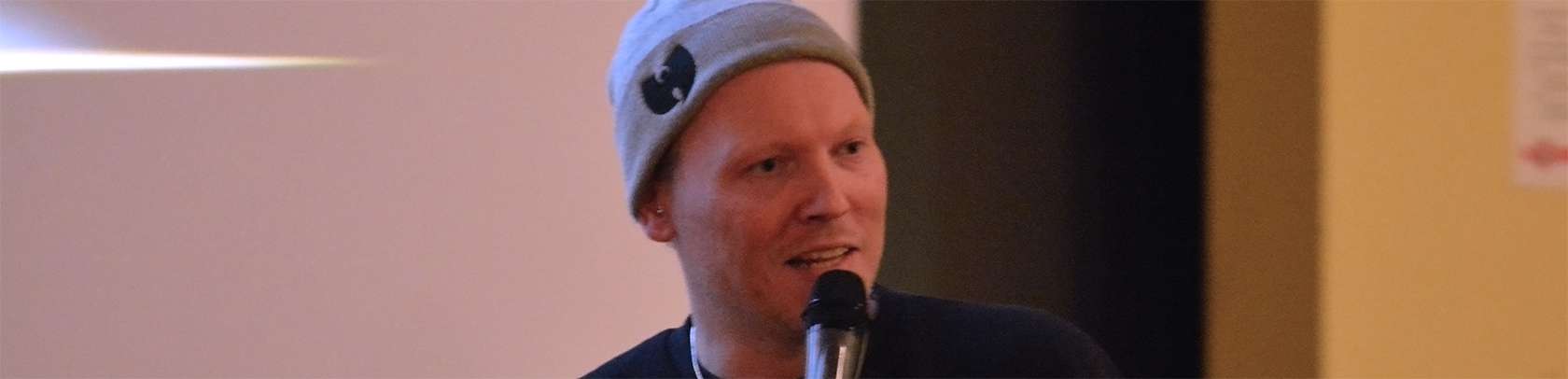 Niels NIARN Roos foredrag om musik og misbrug