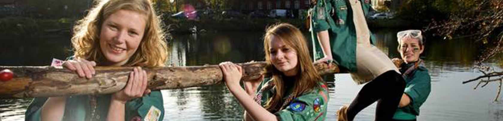 De grønne Pigespejdere inviterer til "Jorden Rundt" arrangement