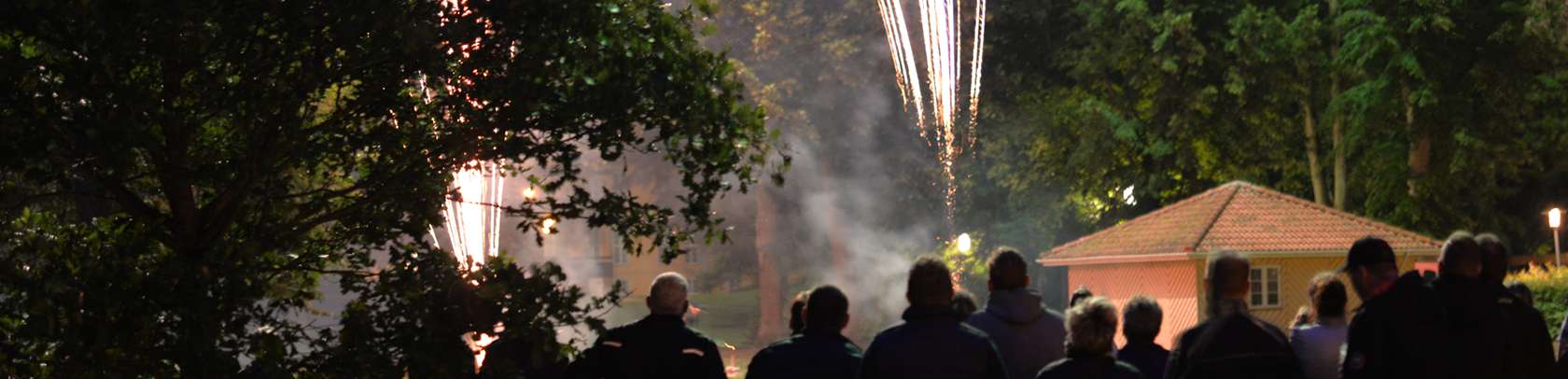 Sankt Hans og fyrvaerkeri på Filadelfia