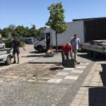 Optageningen af de gamle fliser er begyndt