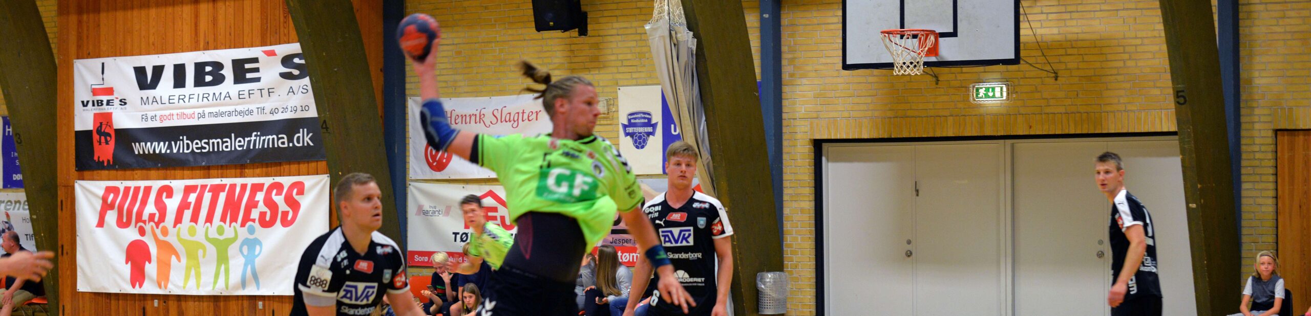 Tophåndbold i Holberghallen