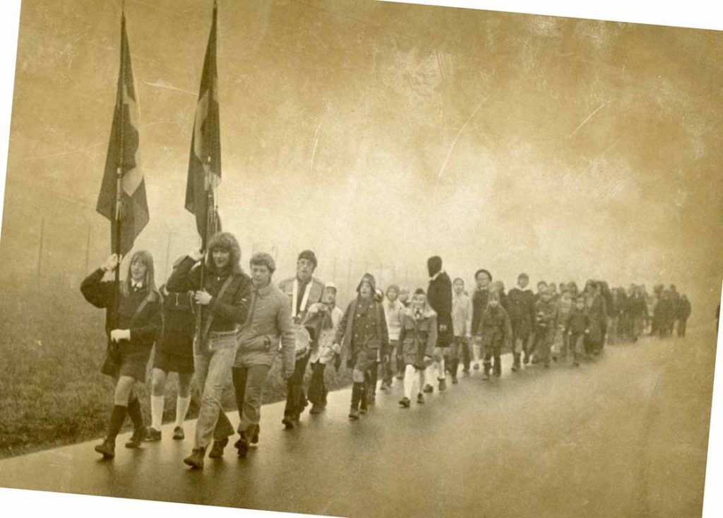 KFUM og K spejdere på march til Tersløse kirke nytårsaften 1972. KFUM og K var indtil 1979 IMs ungdomsorganisation
